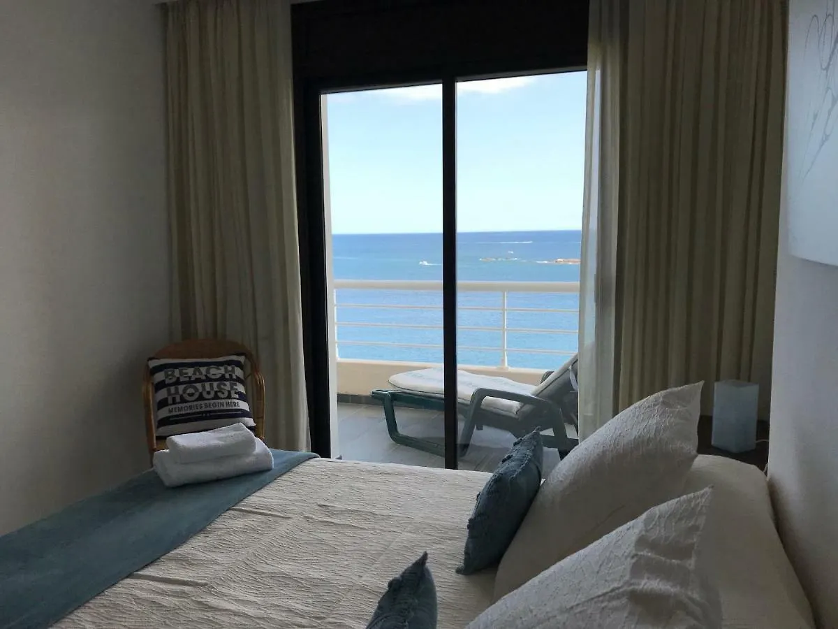 Golden Bay Apartment Roses Spain